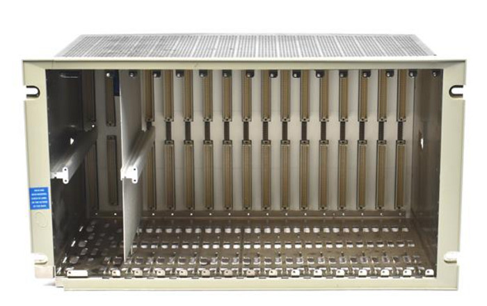 14 Slots Bently Nevada Module For Machinery Condition Monitoring 3500/05-01-02-00-00-01