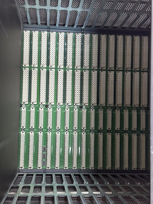 Triconex 8111 Expansion Chassis 3000603-100 REV:H Schneider Invensys